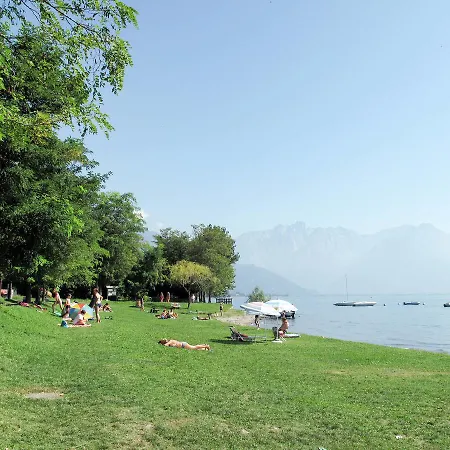 Vigna Del Lago 122s 公寓